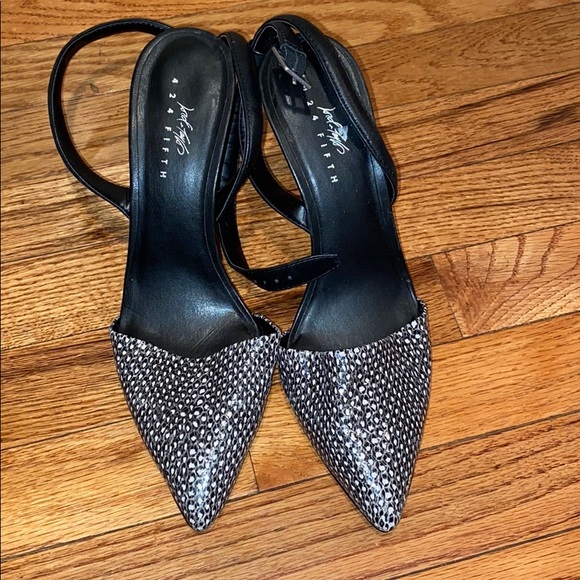 Heels - Picture 1 of 5